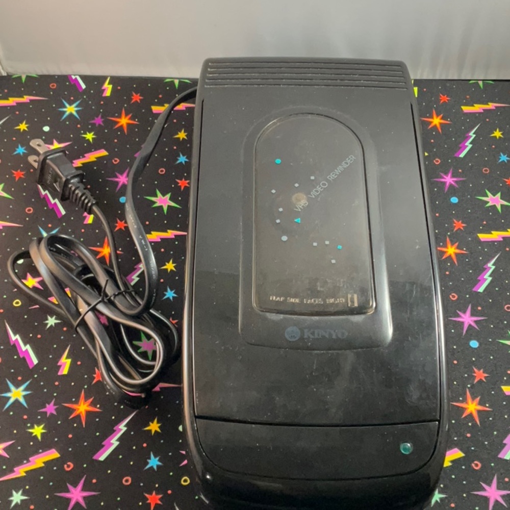 Pre-owned Kinyo VHS rewinder (please see description)